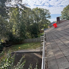 Gutter-Tightening-and-Gutter-Cleaning-in-Greenville-SC 1